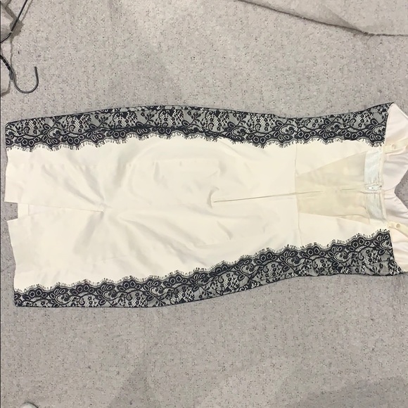 Guess Dress 💄 - Picture 4 of 8